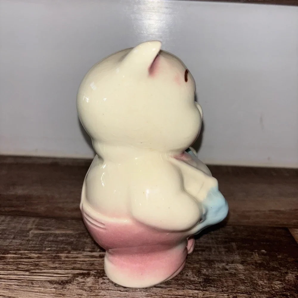 1950s Vintage SHAWNEE Ceramic 5 1/2'' Pig by Tree Stump Planter Blue And Pink